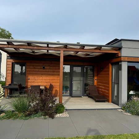 Cisza Bungalows Village / Blisko Natury Nowecin Exterior foto