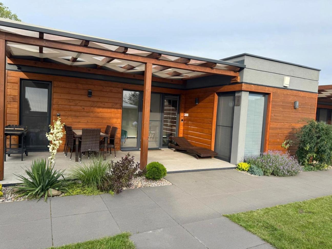 Cisza Bungalows Village / Blisko Natury Nowecin Exterior foto